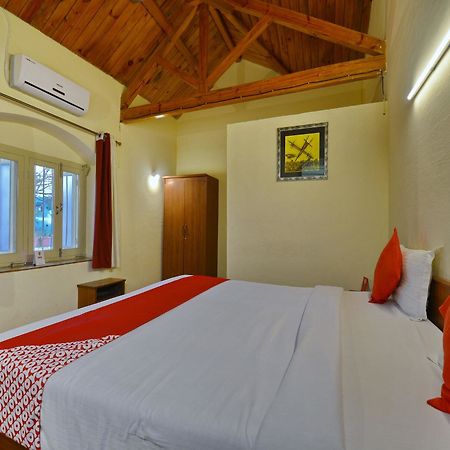 Oyo 12402 Mushkil Aasan Hotel Mount Abu Exterior photo